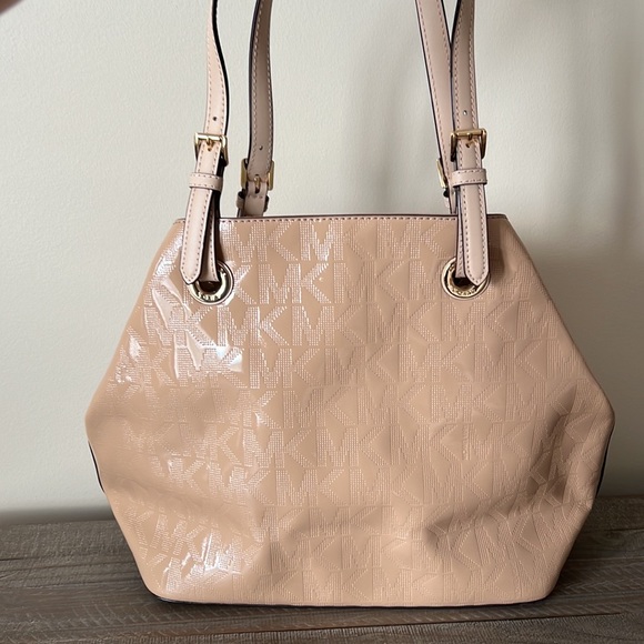 Michael Kors Handbags - Michael KORS Logo Nude Shoulder Bag